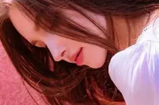 情侣吵架闹上热搜：王鹤润遭群嘲且负面被扒主打黑红也是红？